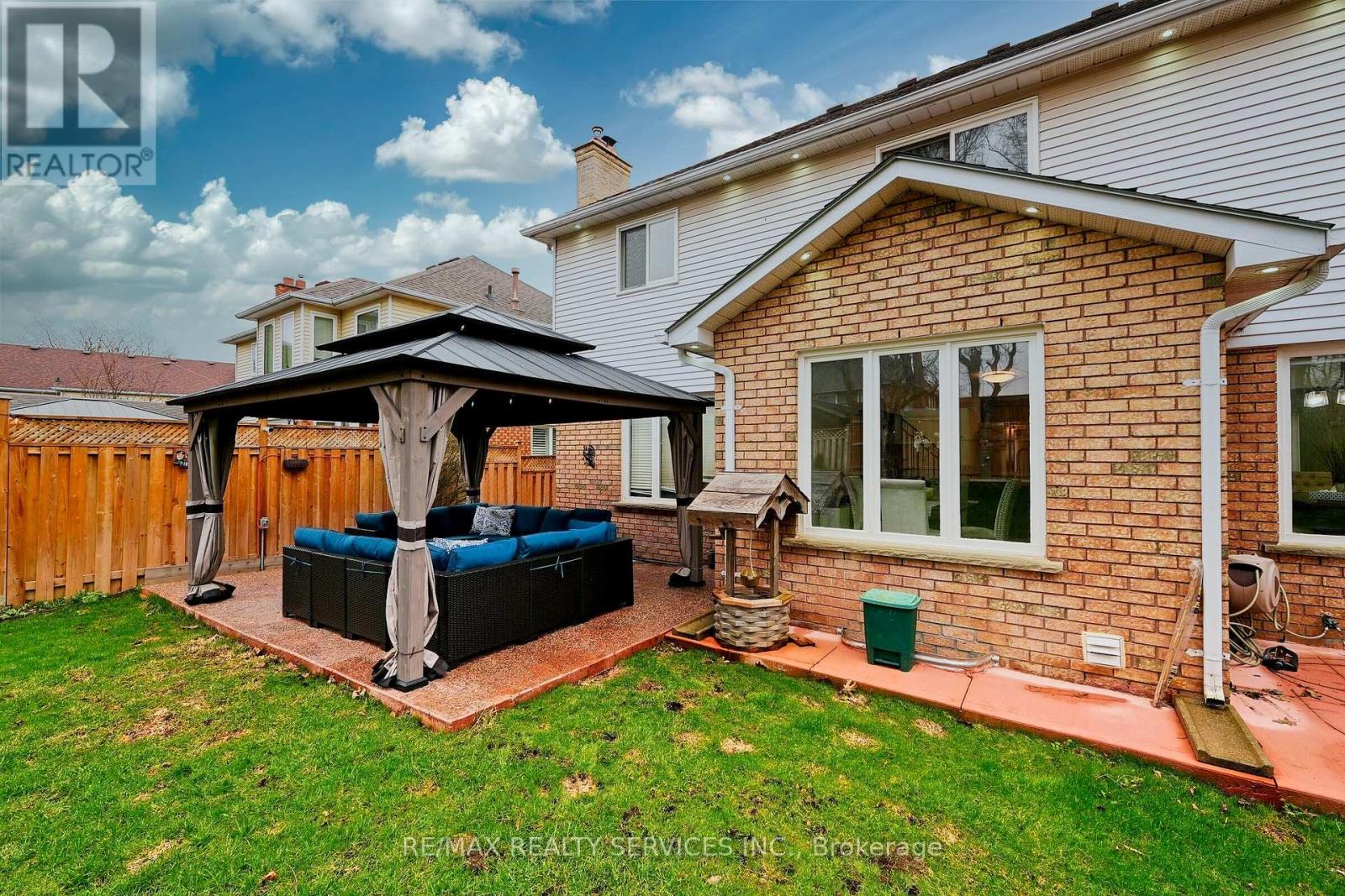 8 YEOMAN DRIVE - Image 46