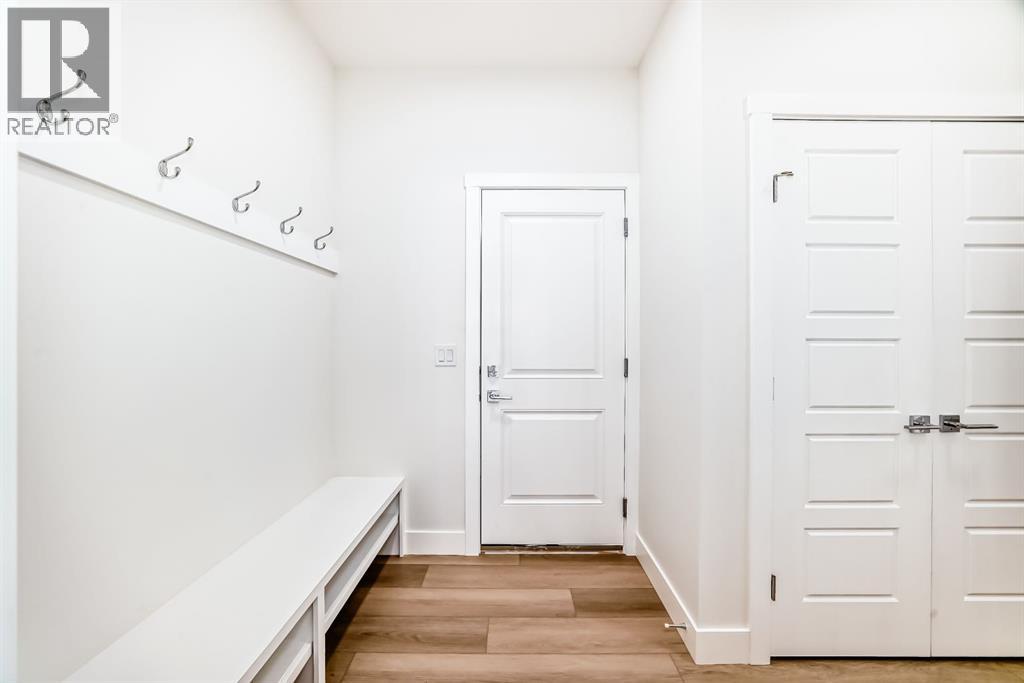 707 Mandalay Avenue - Photo 19