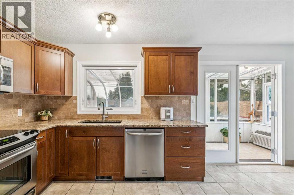 731 Archwood Road Southeast - Photo 9