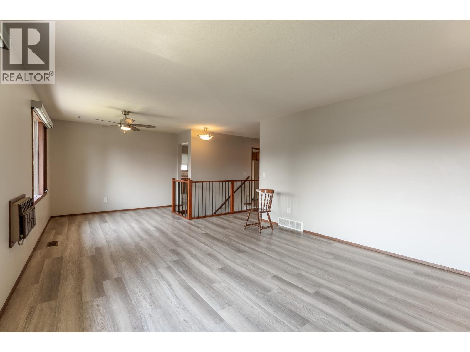 1470 Lawrence Avenue - 17