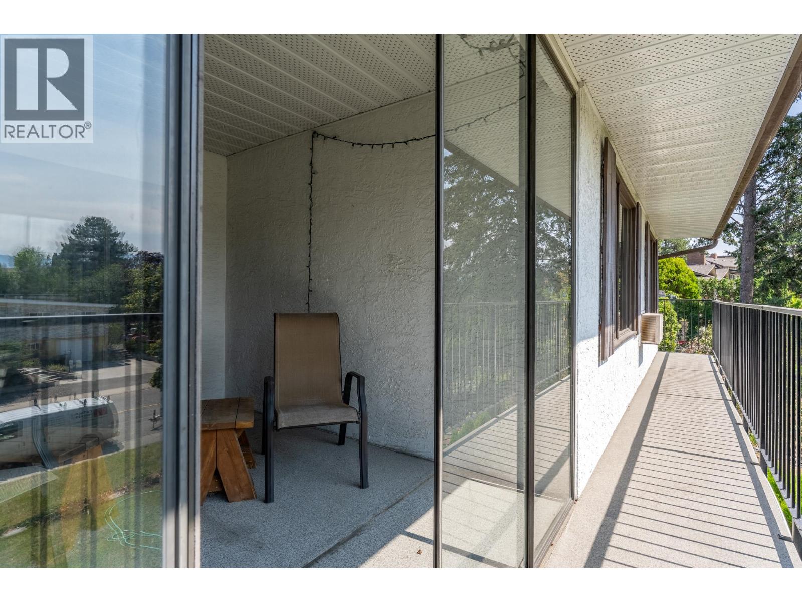 1470 Lawrence Avenue - 24