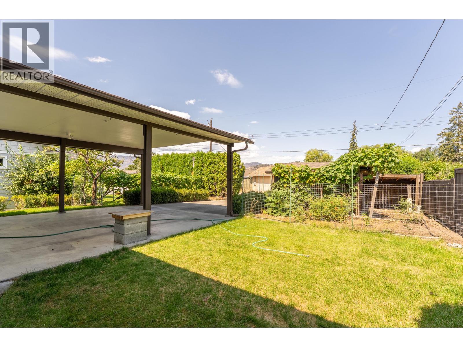 1470 Lawrence Avenue - 27