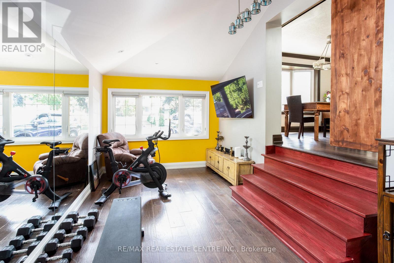 2450 EDENHURST DRIVE - 10