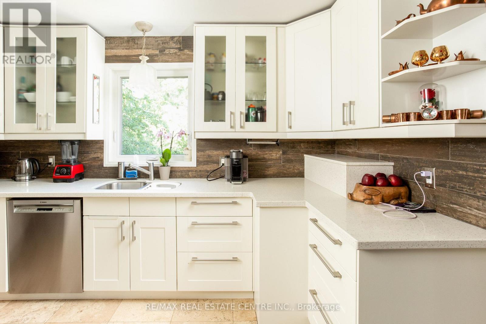 2450 EDENHURST DRIVE - 5