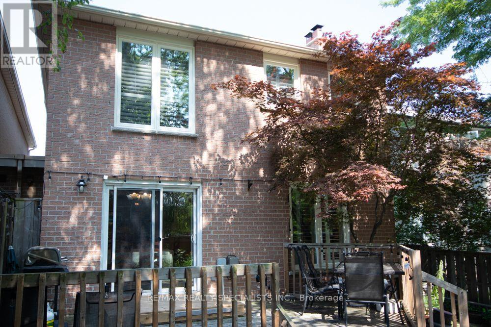 358 ERIN STREET - 32