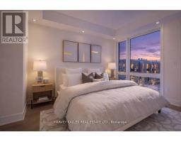 9 Innes Avenue, Toronto, ON M6E0B2 Photo 8