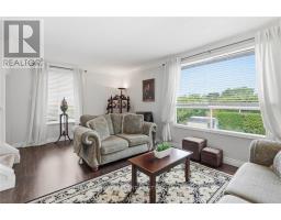 30 Twinoaks Crescent, Hamilton, ON L8J2E9 Photo 15