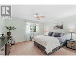 30 Twinoaks Crescent, Hamilton, ON L8J2E9 Photo 23