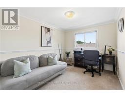 30 Twinoaks Crescent, Hamilton, ON L8J2E9 Photo 27