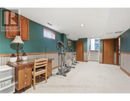 30 Twinoaks Crescent, Hamilton, ON L8J2E9 Photo 34