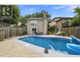 30 Twinoaks Crescent, Hamilton, ON L8J2E9 Photo 42