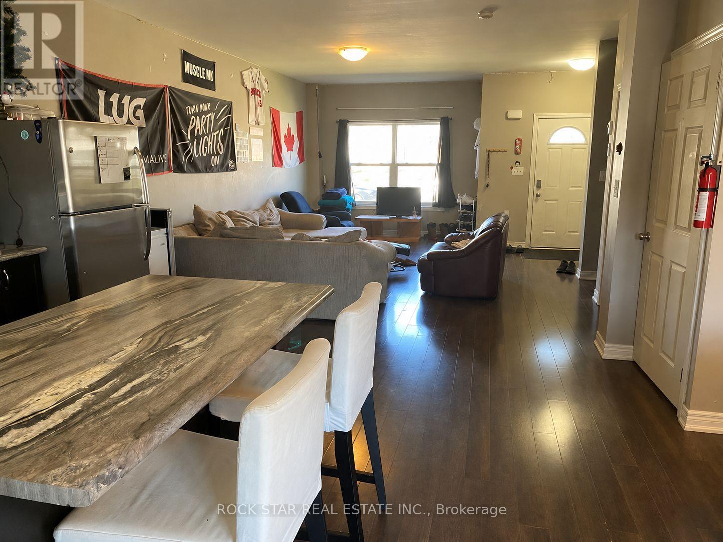 20B CHESTNUT STREET E - 2