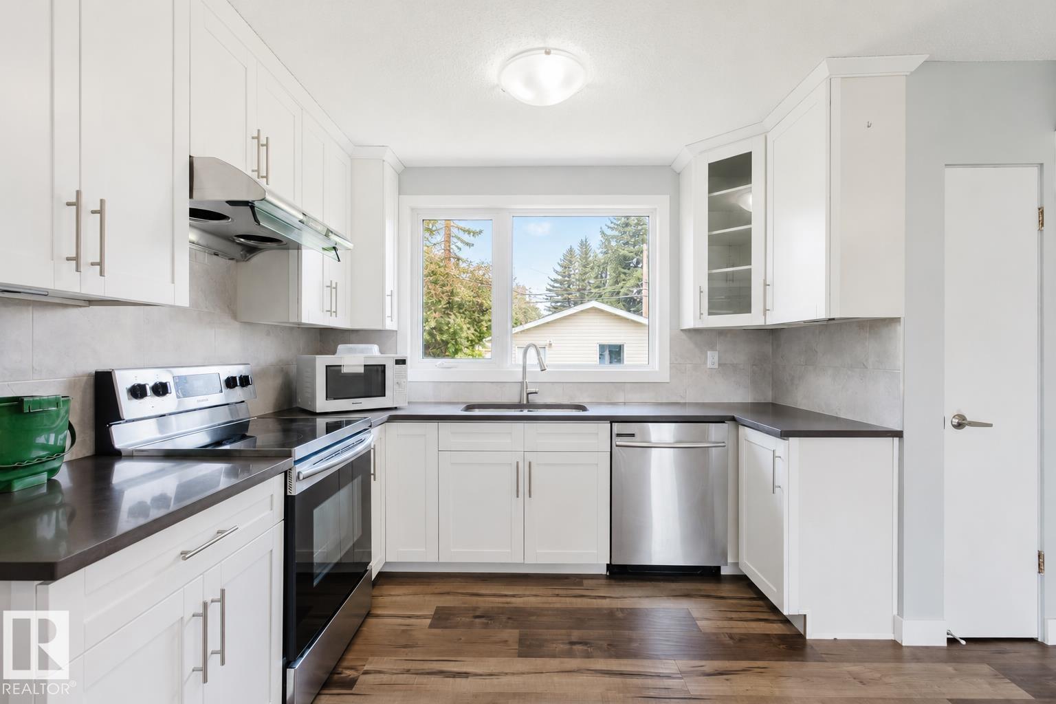 11420 46 Avenue NW - Photo 7