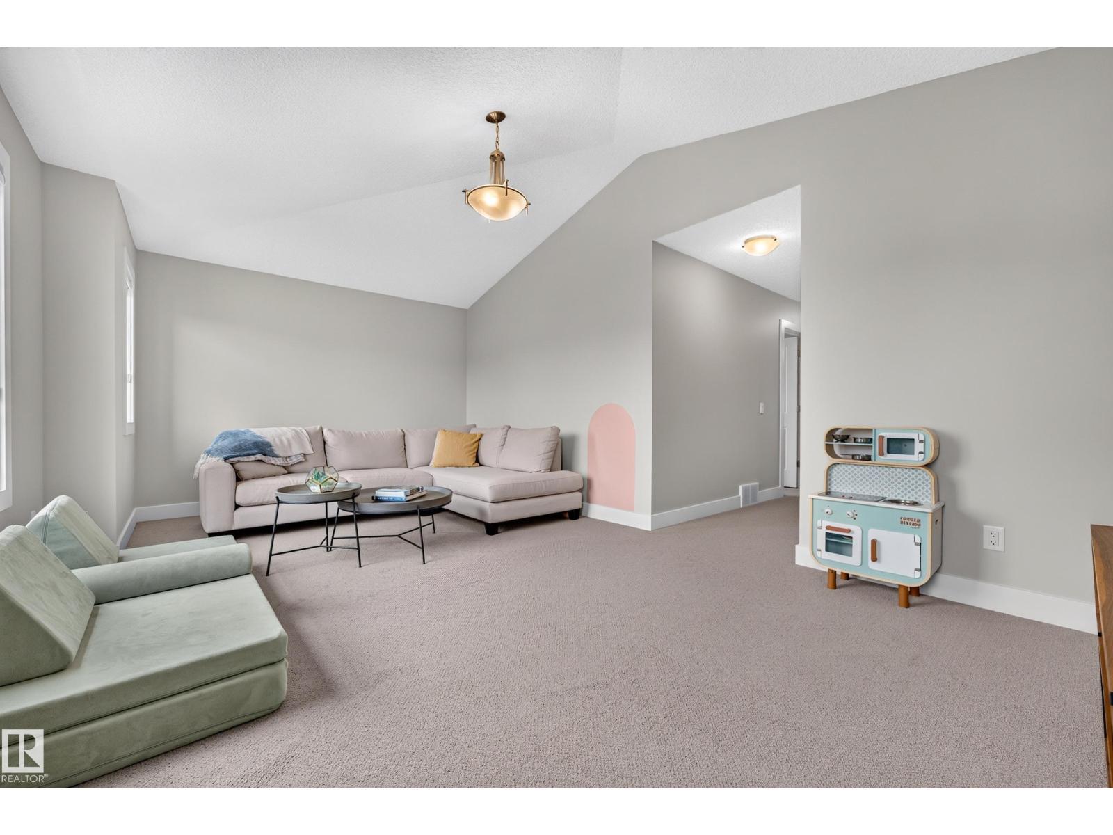 1323 158 ST SW - 40