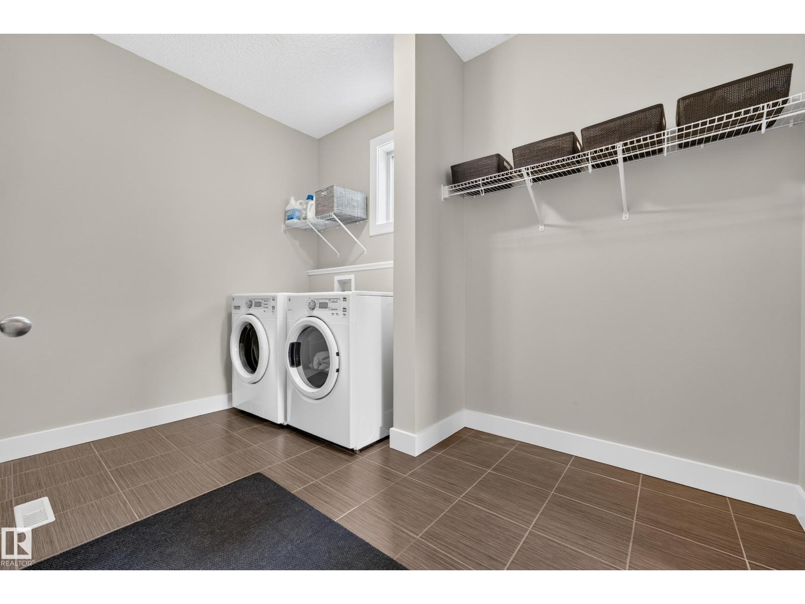 1323 158 ST SW - 23