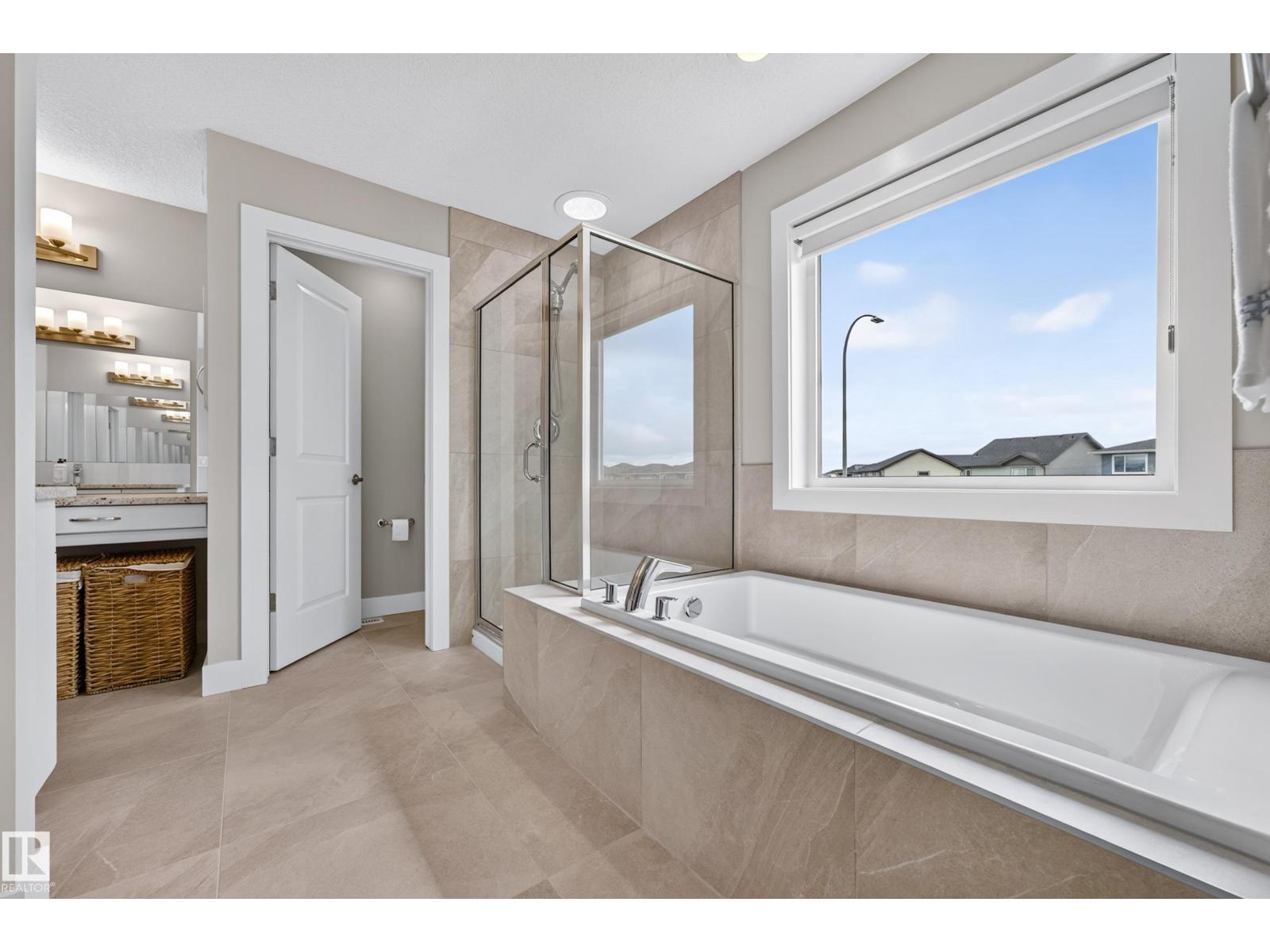 1323 158 Street SW - Photo 33