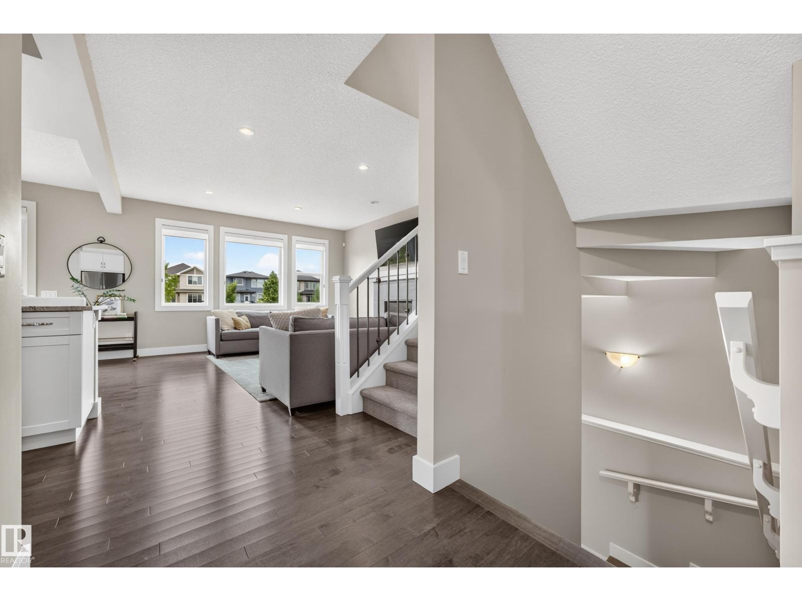 1323 158 Street SW - Photo 6