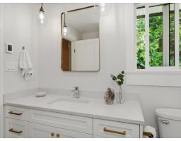 12674 19 Avenue, Surrey, BC V4A5T7 Photo 30
