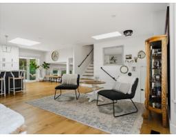 12674 19 Avenue, Surrey, BC V4A5T7 Photo 10