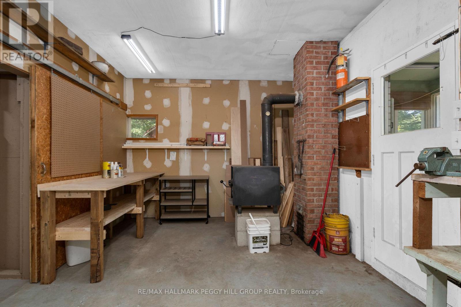 1863 TINY BEACHES ROAD S - 8