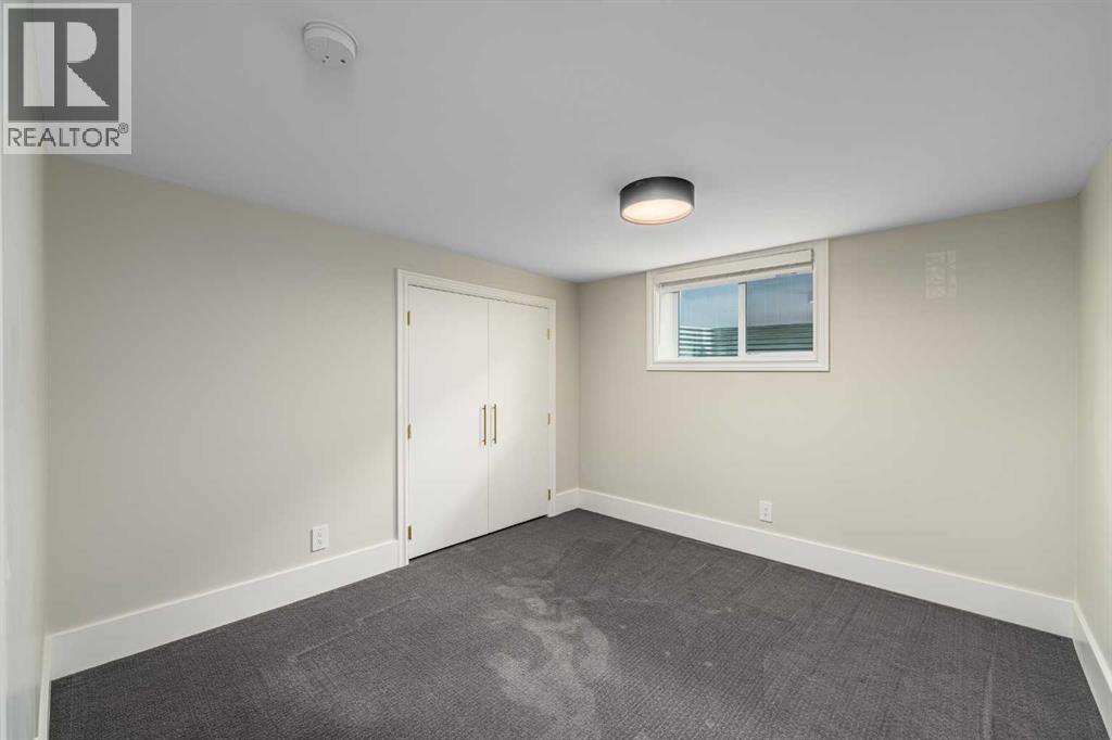 81 White Oak Crescent Southwest - Photo 24