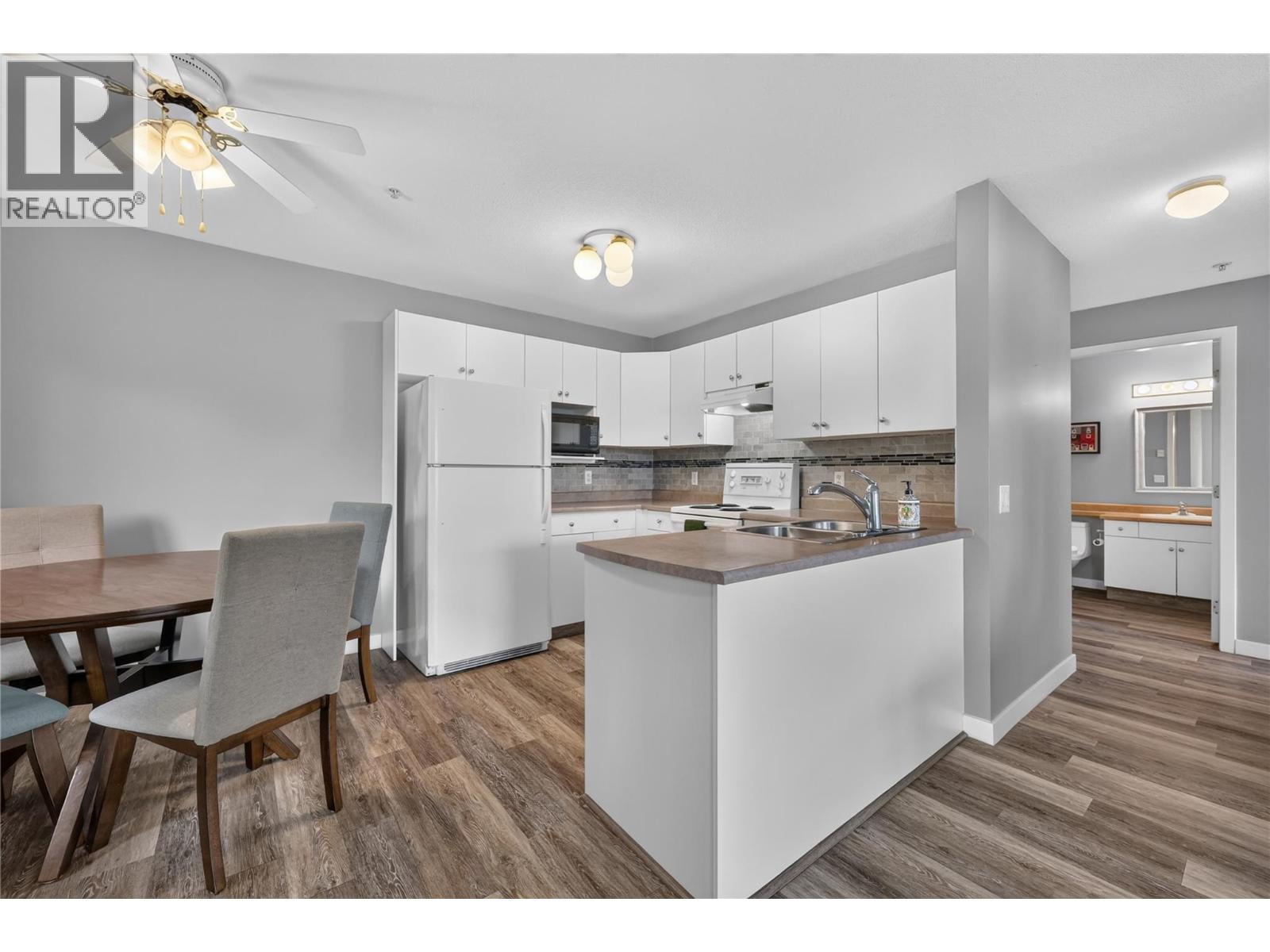 #408 920 Saskatoon Road - 3