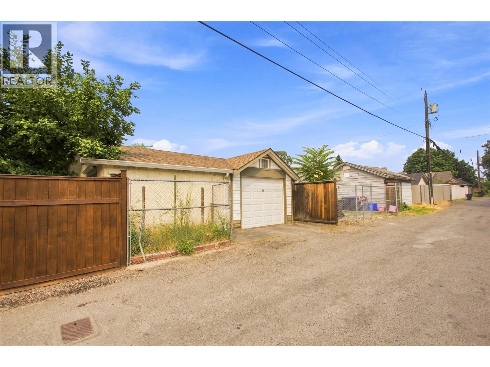 1339 Richter Street - 29
