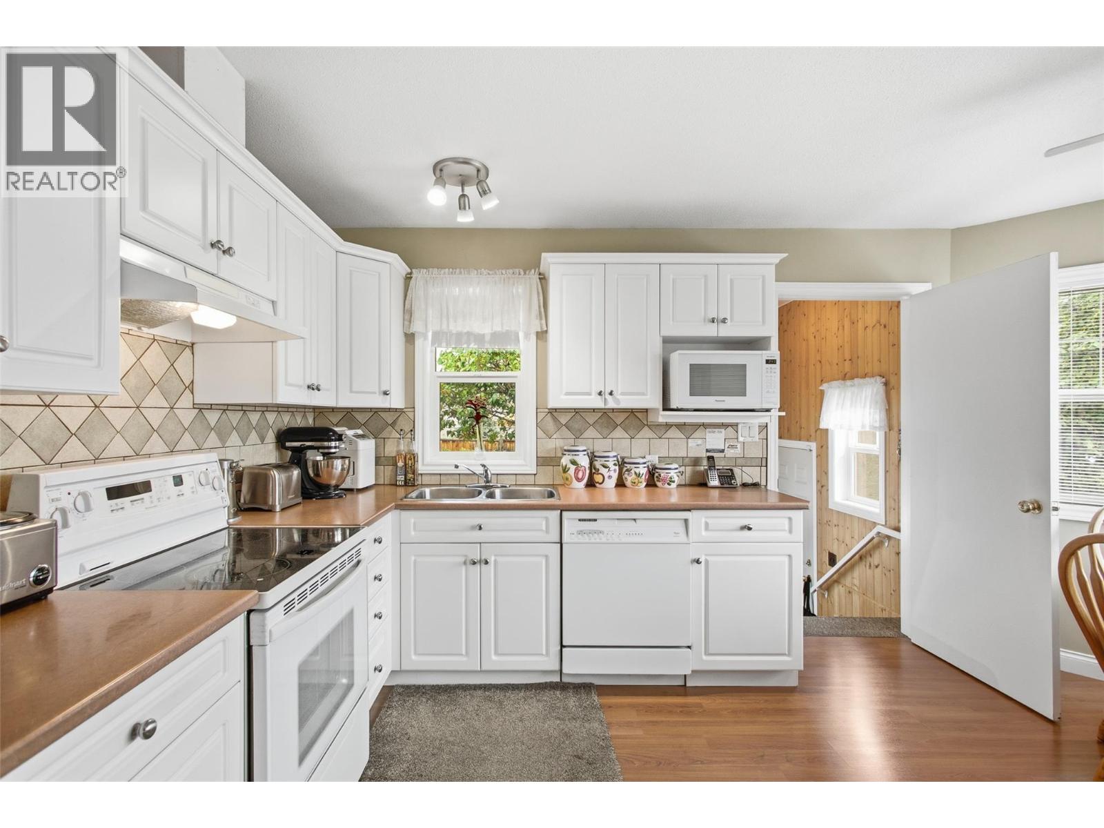 1339 Richter Street - 4