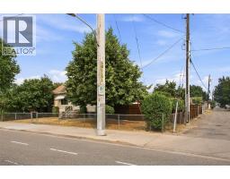 1339 Richter Street, Kelowna, BC V1Y2L5 Photo 28