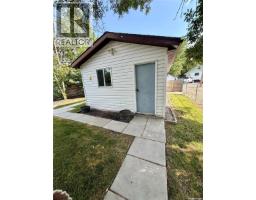 306 3rd Avenue E, Rosetown, SK S0L2V0 Photo 11