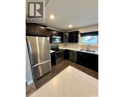 306 3rd Avenue E, Rosetown, SK S0L2V0 Photo 16