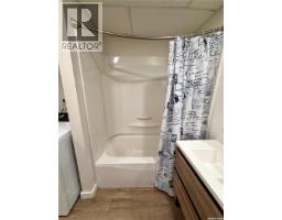 306 3rd Avenue E, Rosetown, SK S0L2V0 Photo 40