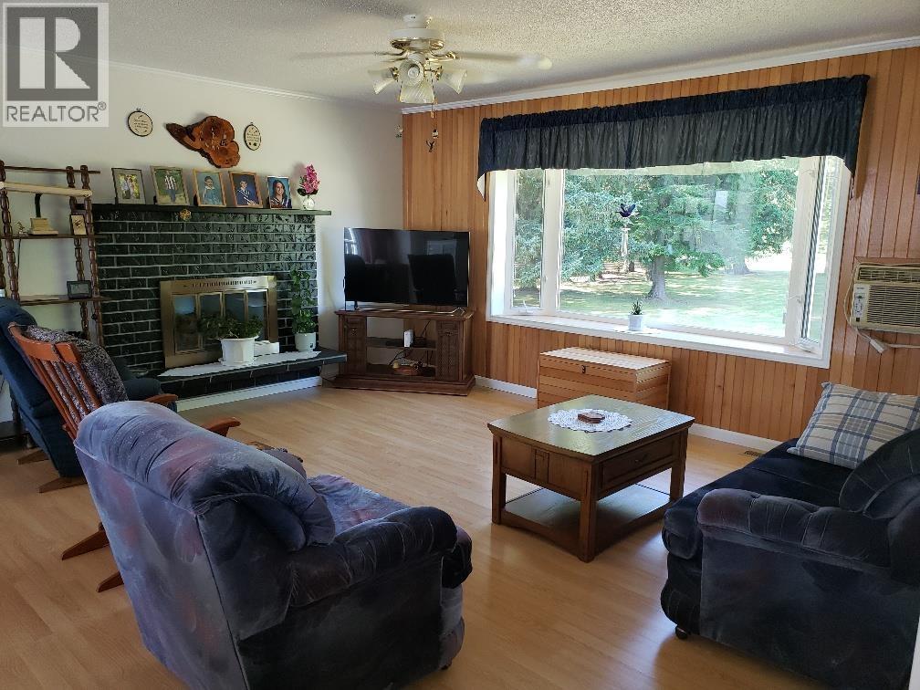 518 KALUM LAKE ROAD - Image 6