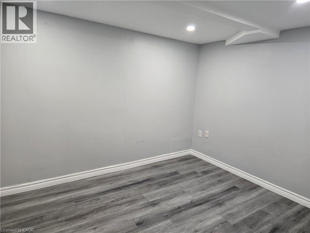 #38 151 LINWELL Road - 14