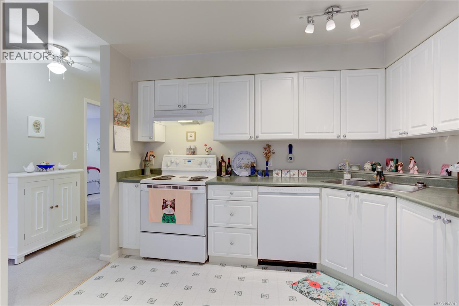 #207 2777 Barry Rd - 16