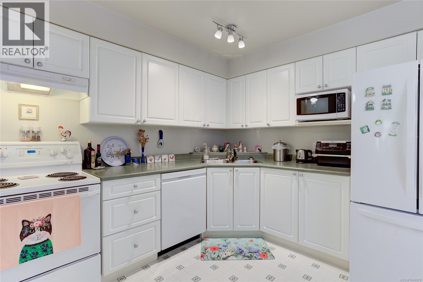 207 2777 Barry Rd, Mill Bay