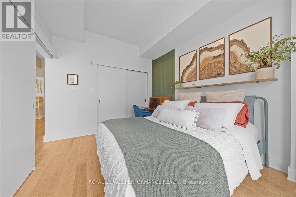 616 - 101 Richmond Road