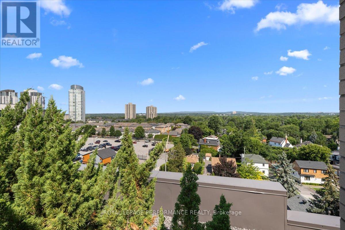616 - 101 Richmond Road