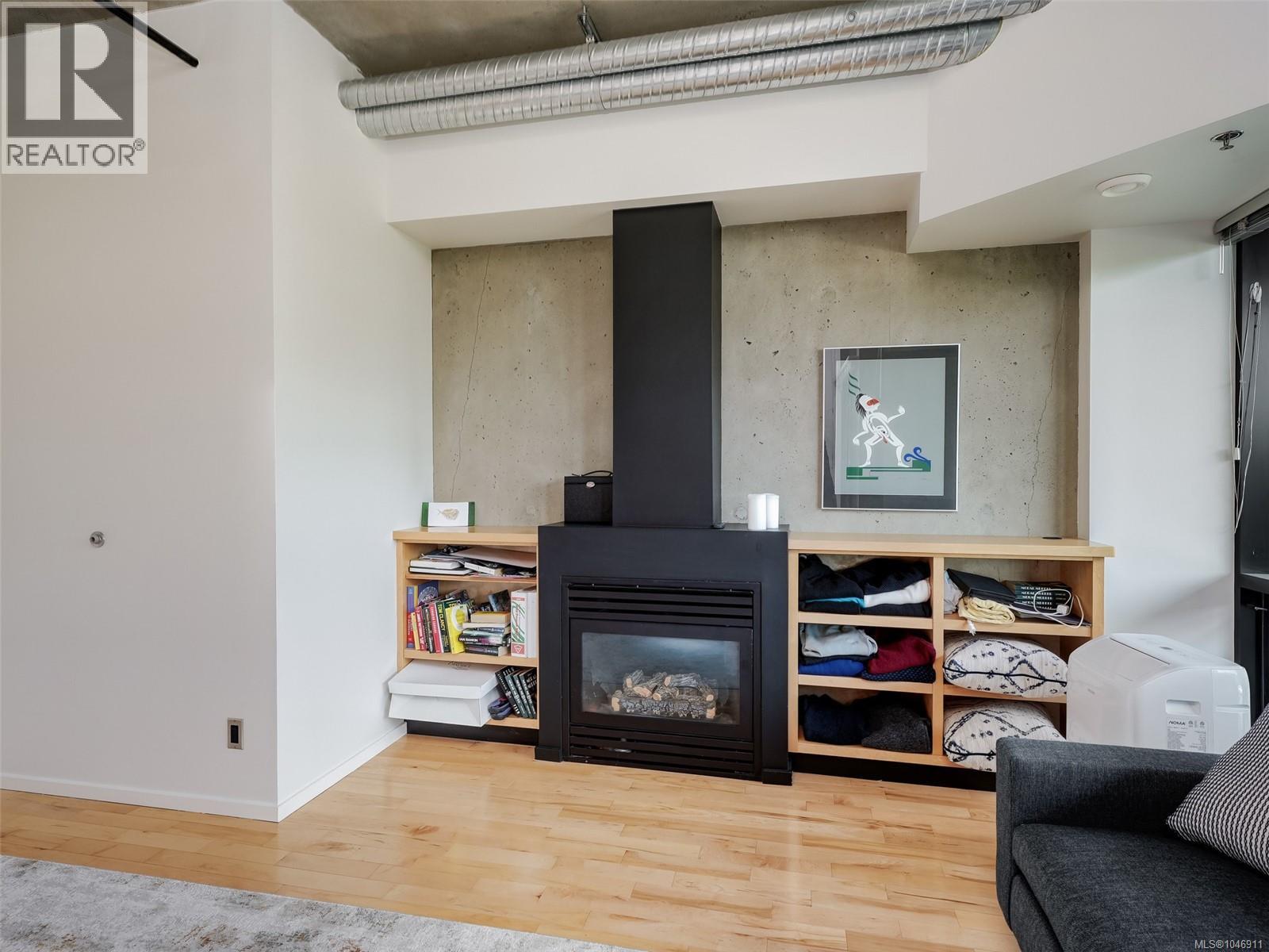 #103 21 Erie St - 13