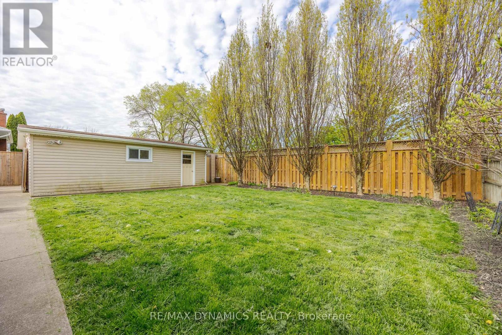 87 ROCHELLE DRIVE - Image 30