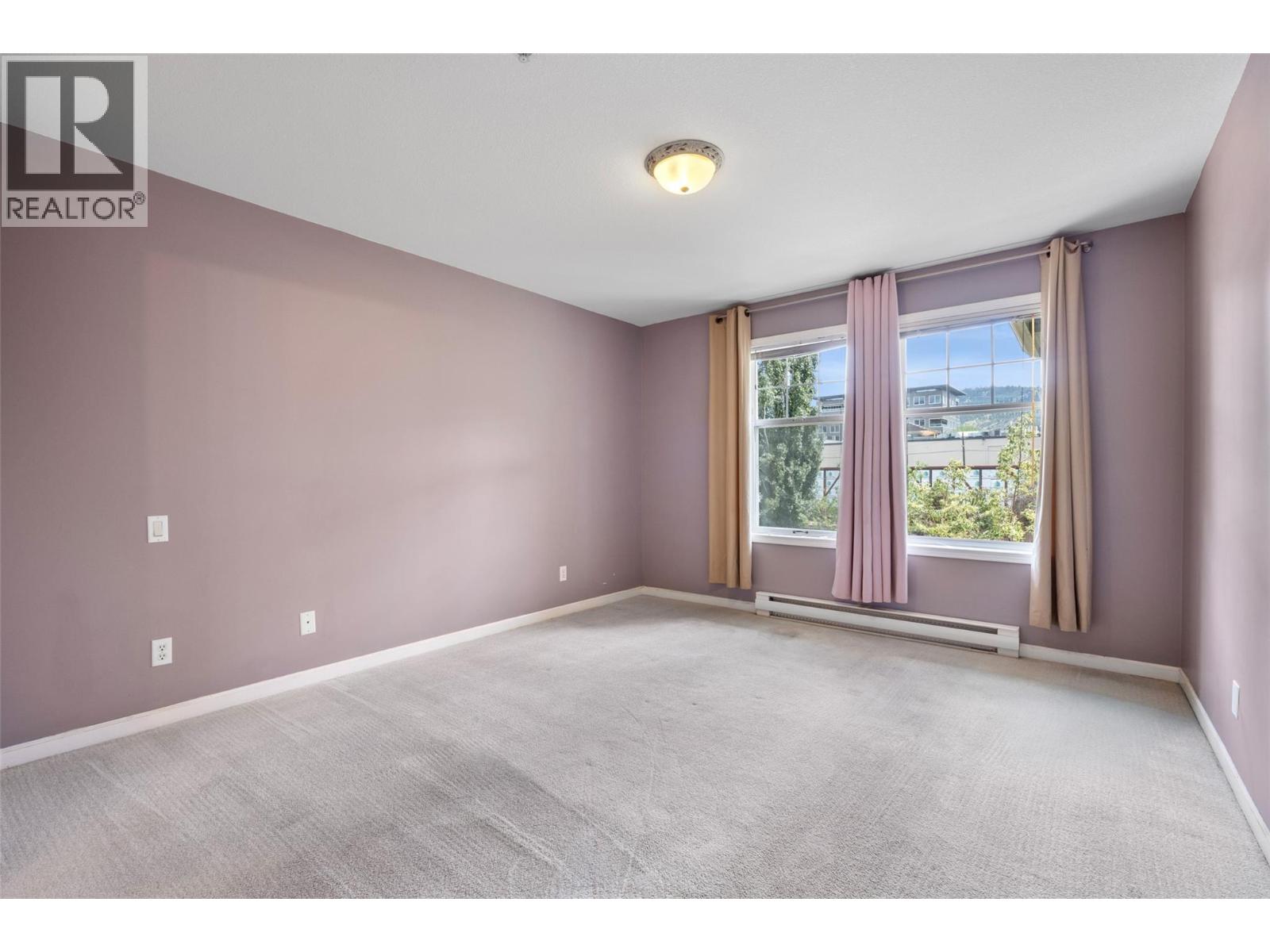 #301 490 LORNE Street - Image 10