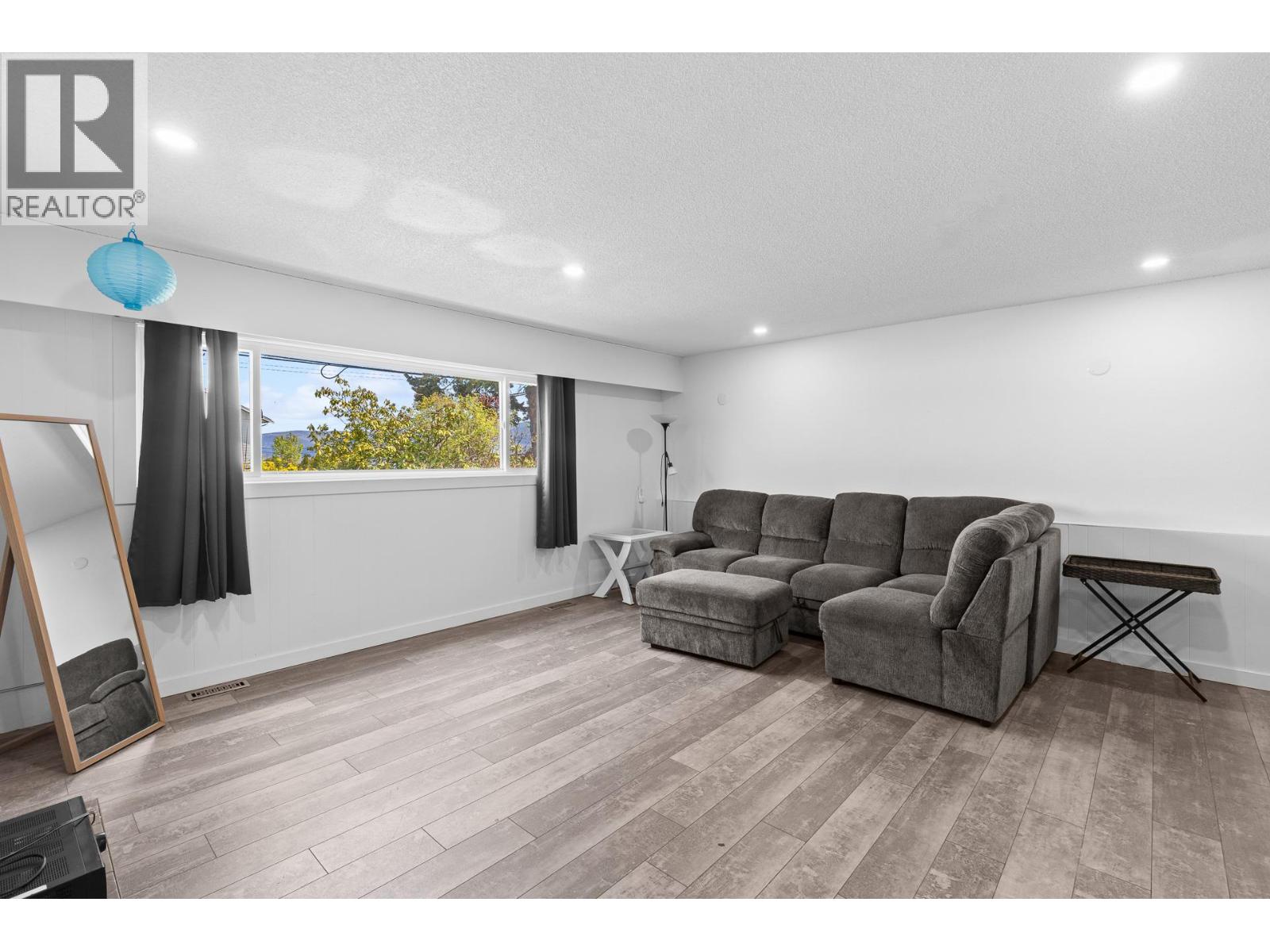 2618 Thacker Drive, West Kelowna