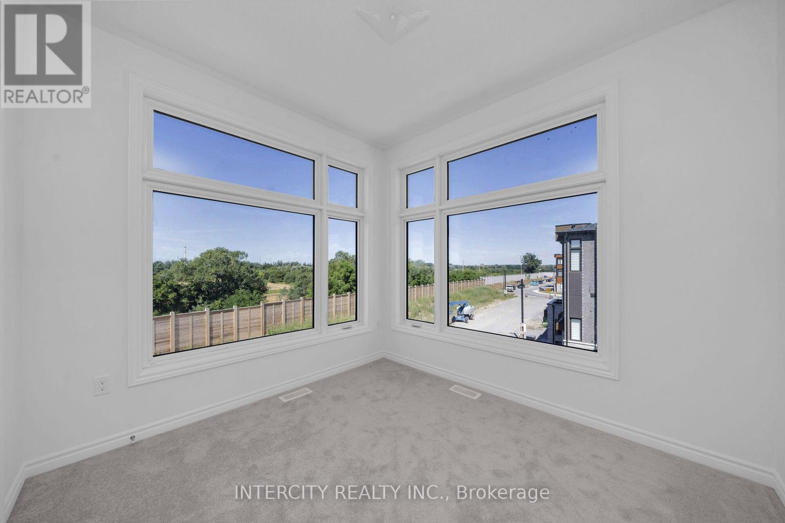 99 DIVADALE ROAD - Image 27
