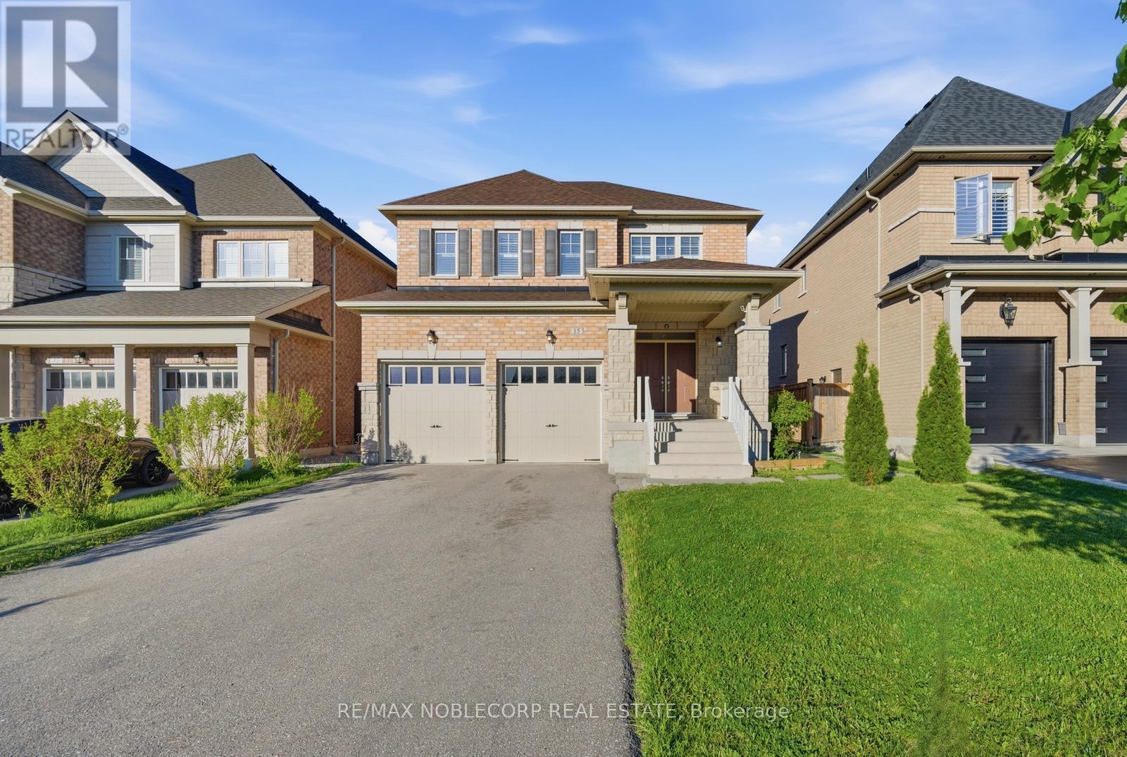15 GOULD CRESCENT - 2