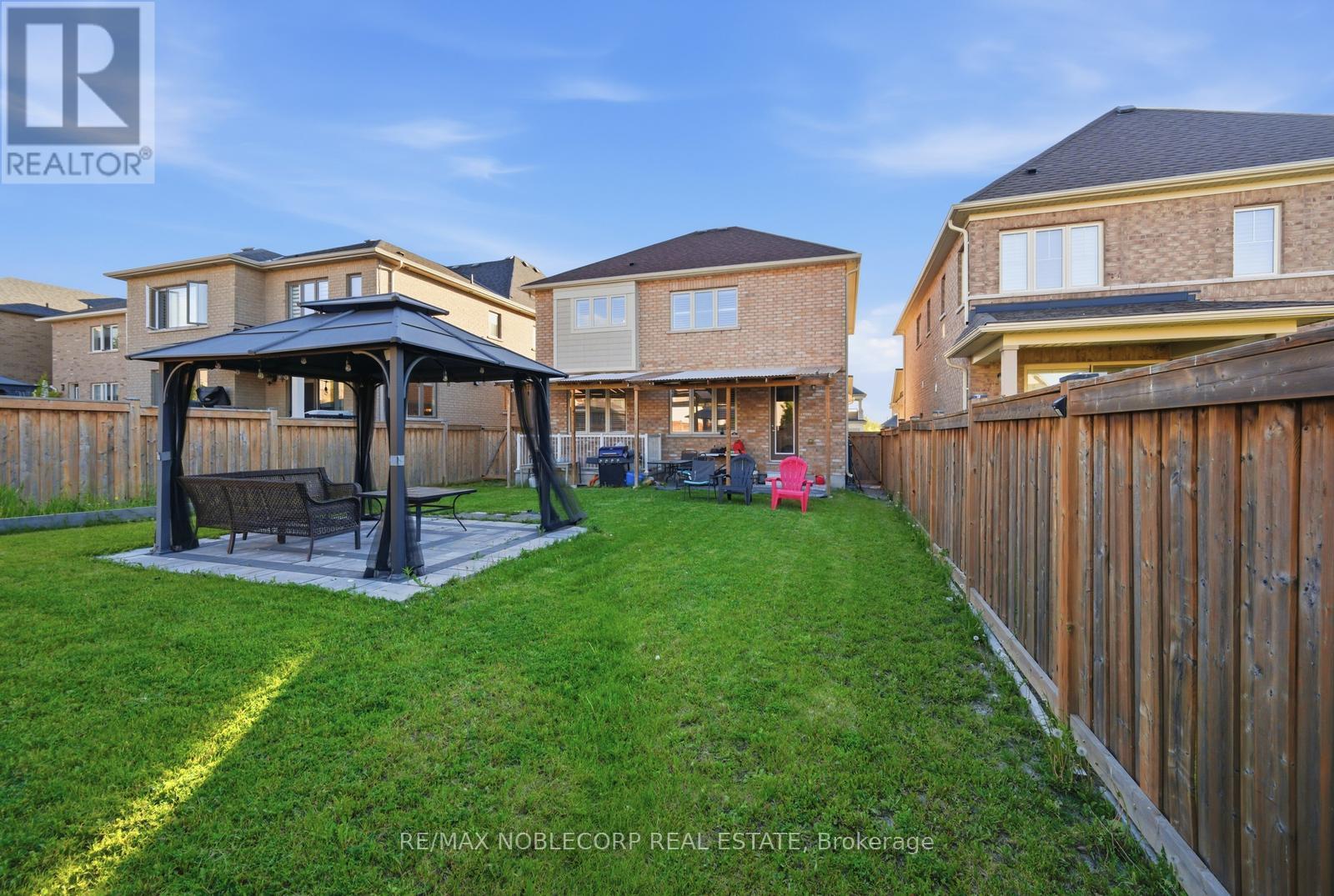 15 GOULD CRESCENT - 47