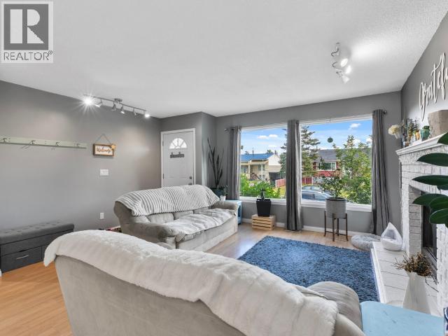 53 TAMARACK DRIVE - Image 3
