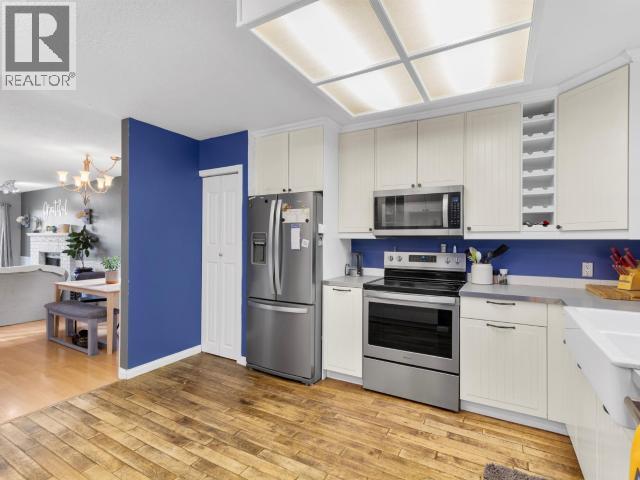 53 TAMARACK DRIVE - 8