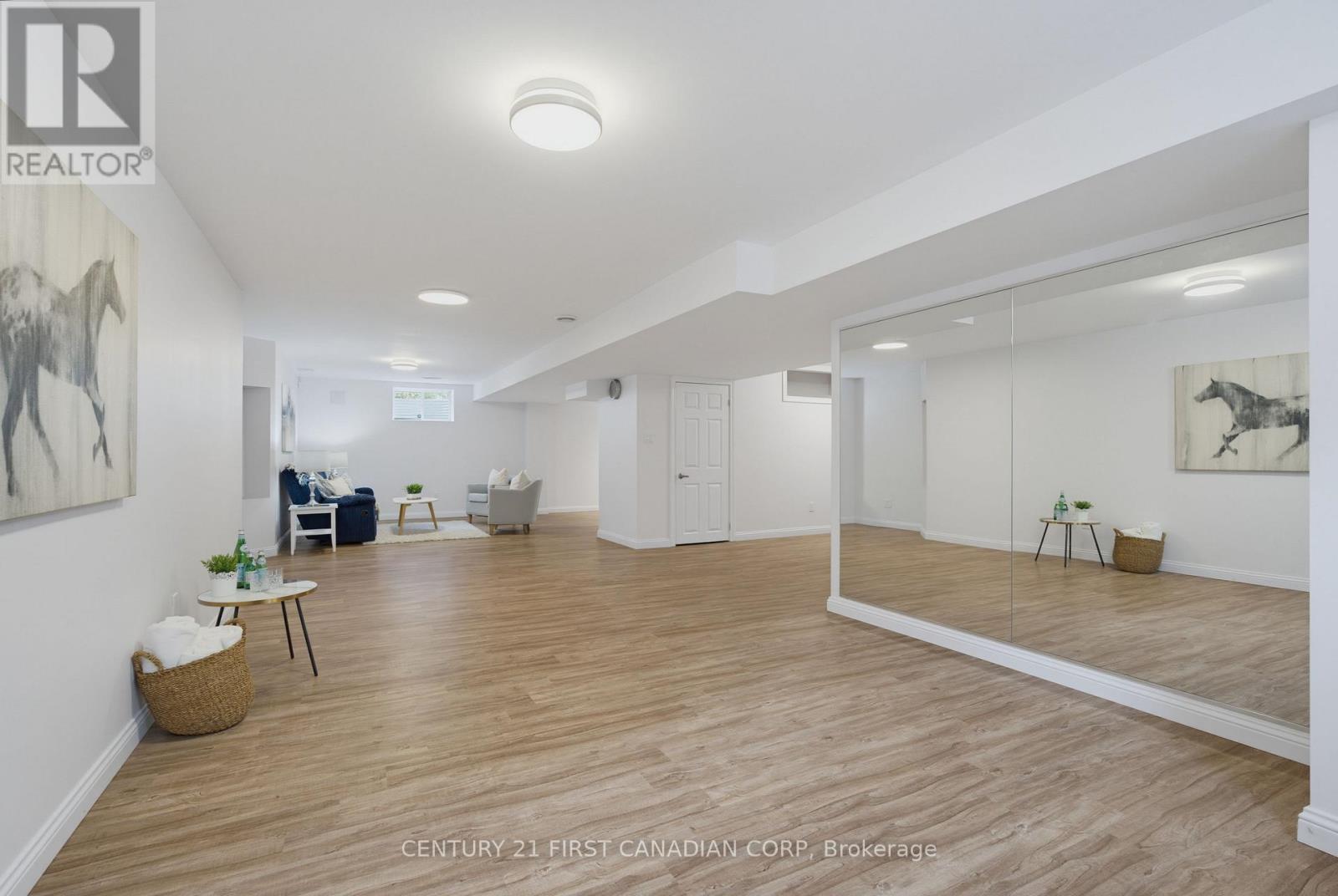 149 SKYLINE AVENUE - Image 39