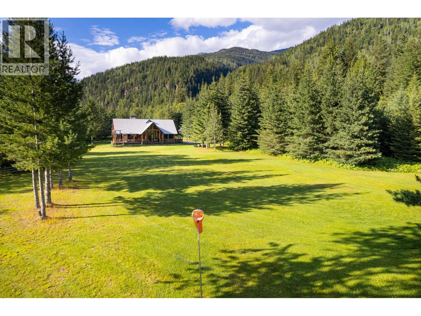 4785 Airport Way, Revelstoke