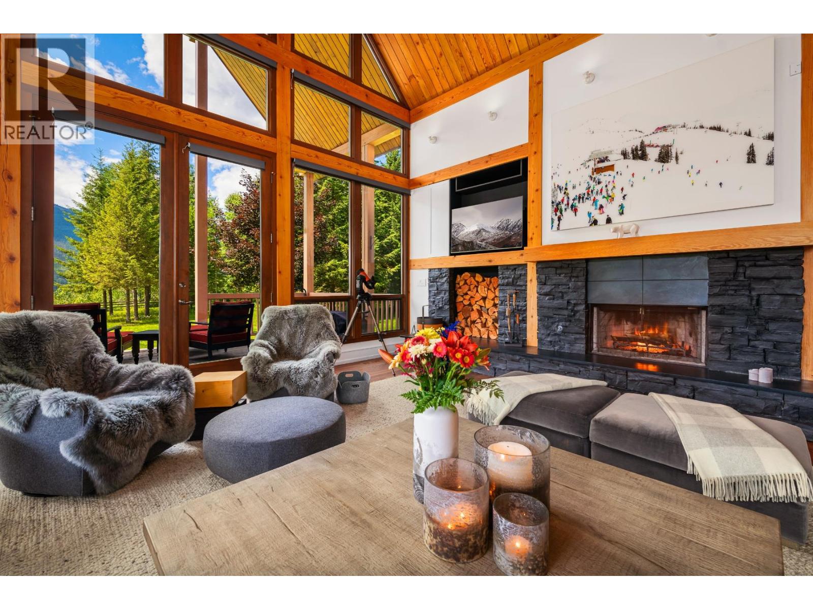 4785 Airport Way, Revelstoke